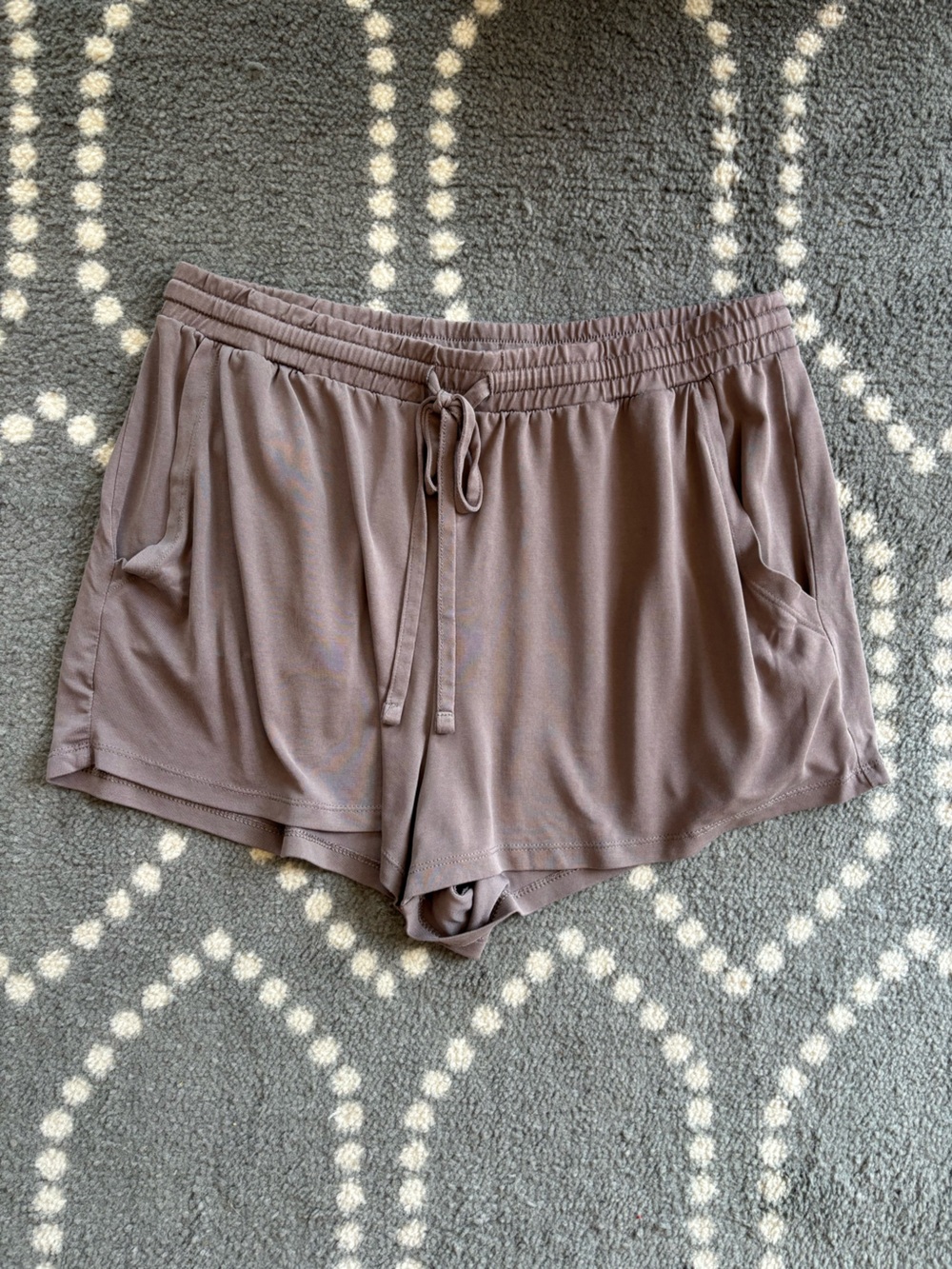 aerie Taupe Drawstring Shorts - MEDIUM